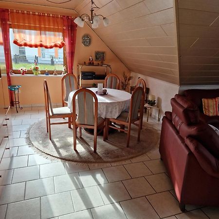 Casa Ulla Am Hallenbad Haiger Eksteriør billede
